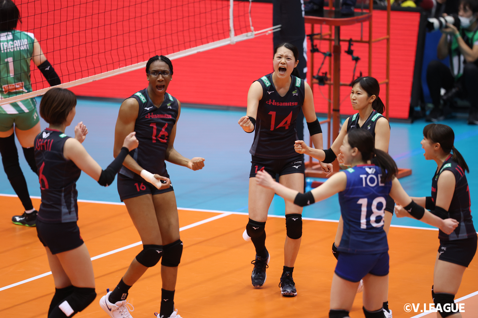 ファイナル第1戦は久光スプリングスが勝利!!2021-22 V.LEAGUE